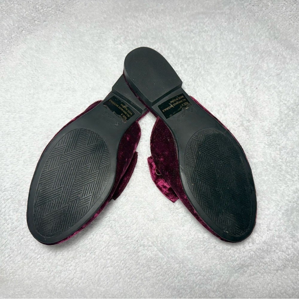 Qupid Women's Mule Sneakers Velvet Wine with Elegant Bun Size 6 - Picture 2 of 6